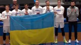 Čeští basketbalisté na dálku symbolicky podpořili Ukrajinu