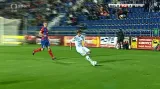 Gól v utkání Slovácko - Plzeň: Valenta - 1:2 (68. min.)