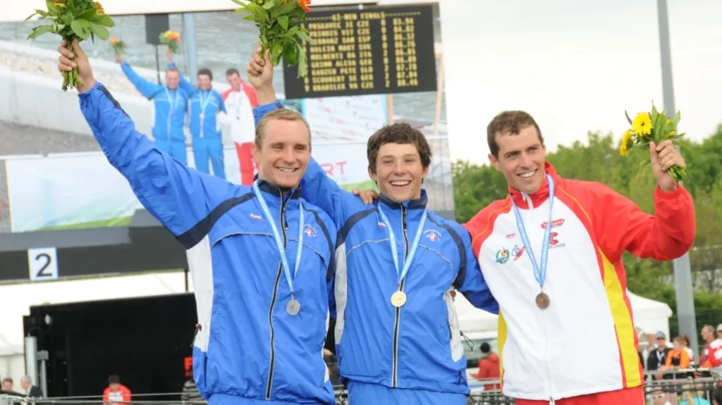 Zlatý Jiří Prskavec (uprostřed), druhý Vít Přindiš a třetí Samuel Hernanz