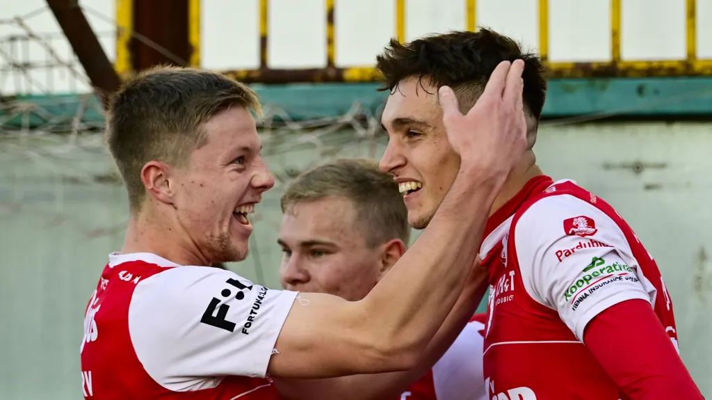 Radost fotbalistů Pardubic
