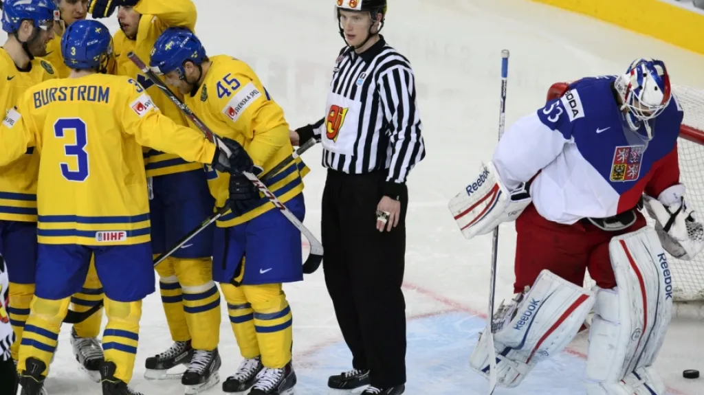 Salák smutní po prvním gólu Švédů