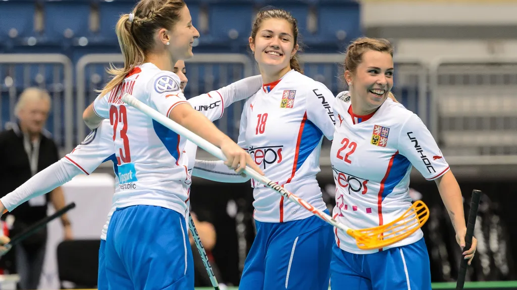 Radost českých florbalistek