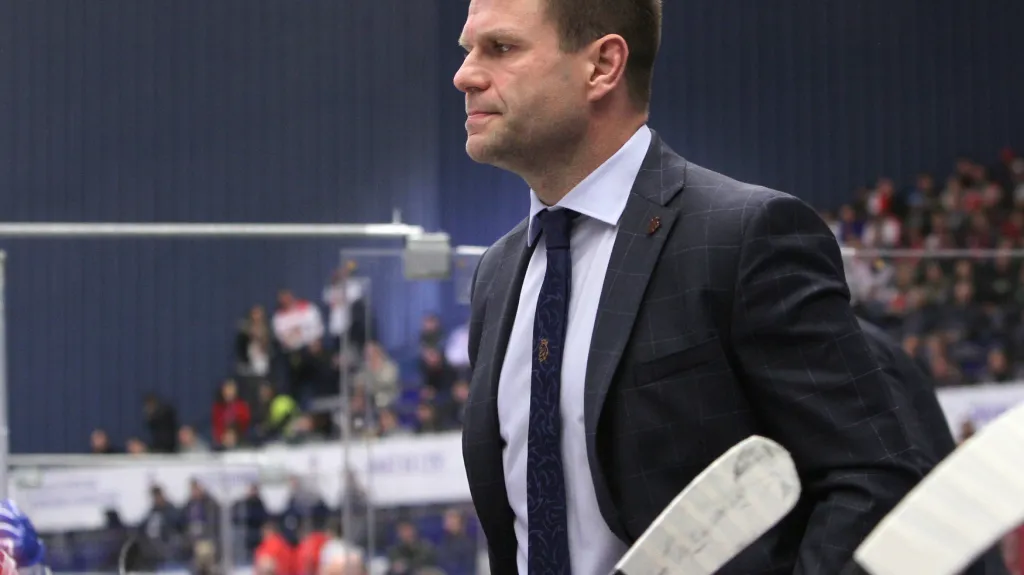 Václav Varaďa na střídačce reprezentační dvacítky