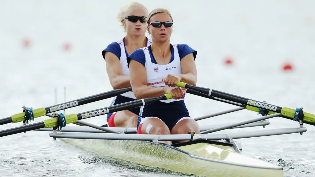 České skifařky Jitka a Lenka Antošovy na OH v Londýně