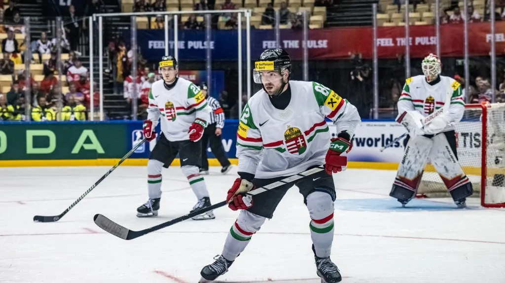 Maďar Šimon Szathmáry v utkání s Německem