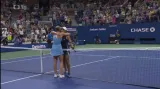 Světová jednička Bartyová skončila ve třetím kole