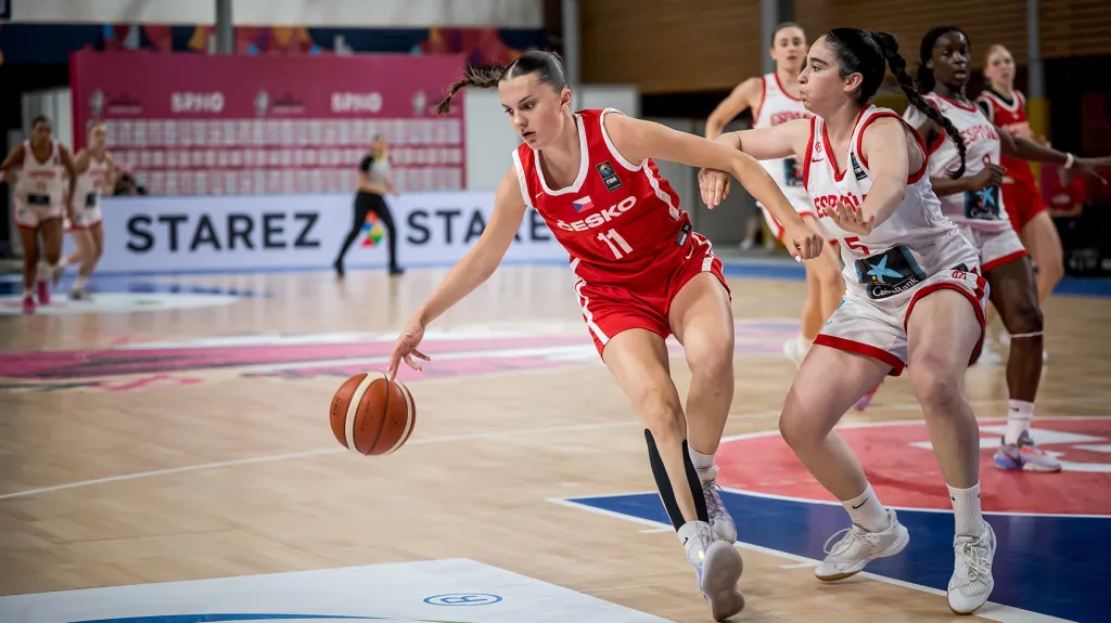 Utkání basketbalistek do 19 let Španělsko – Česko