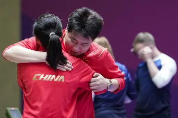 Zlatí čínští střelci Pchang Wej a Ťiang Žan-sin