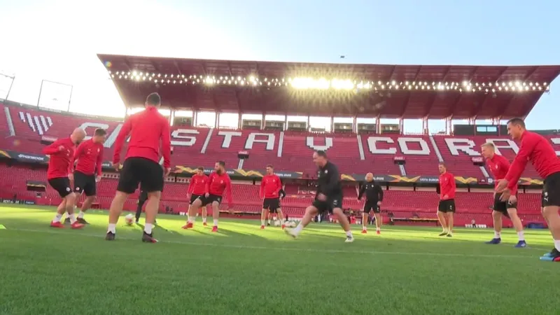 Slavia trénovala v Seville, pokusí se tam v EL jako první v sezoně bodovat