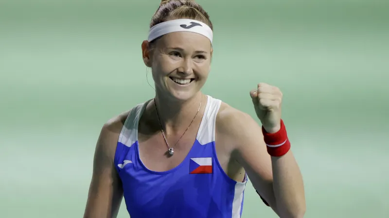 Radující se Marie Bouzková