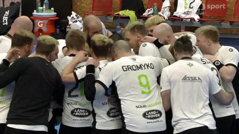 Závěr utkání Lovosice - Karviná s ohlasy