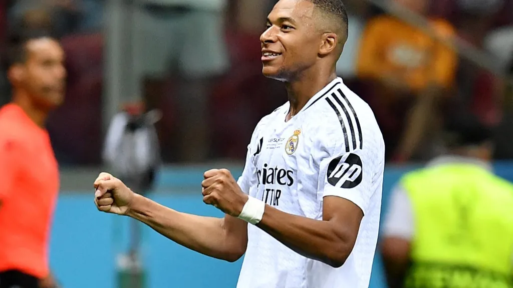 Kylian Mbappé oslavuje svůj první gól v dresu Realu Madrid