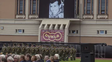 Poslední rozloučení s Josefem Masopustem na Julisce
