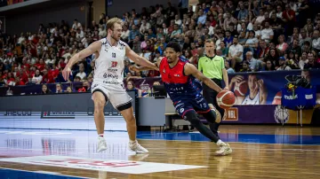 Záznam 6. semifinále Basket Brno – BK KVIS Pardubice