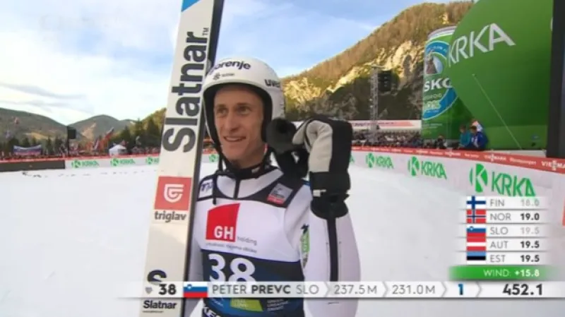 Dramatický závěr SP v letech na lyžích v Planici