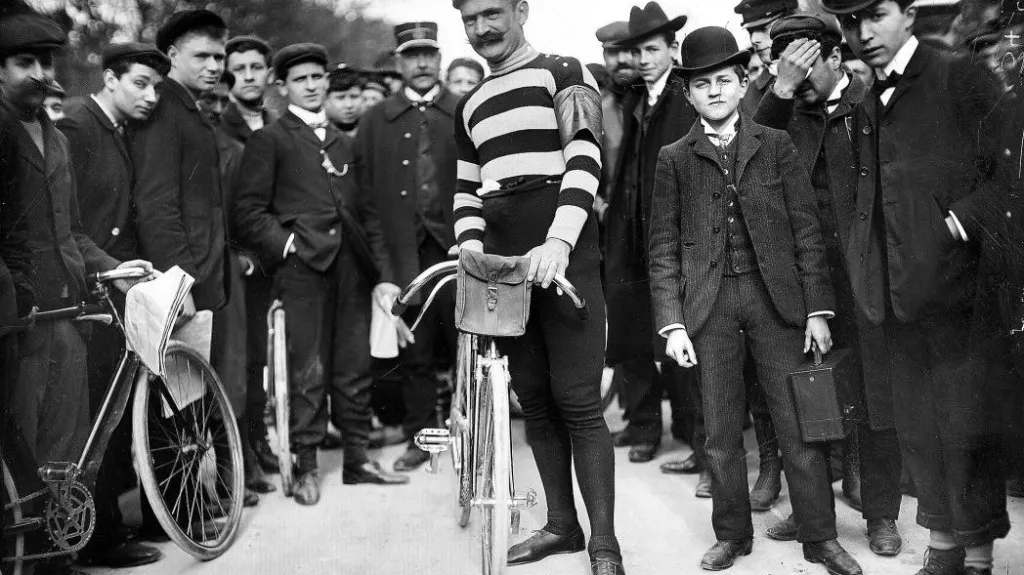 Jeden ze čtveřice diskvalifikovaných Hippolyte Aucouturier