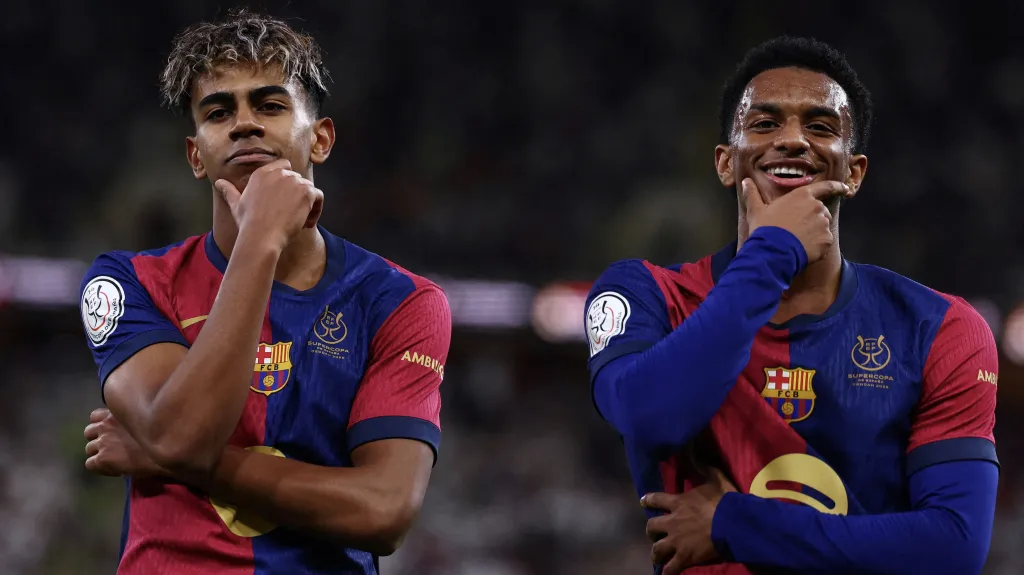 Barcelonští mladíci Lamine Yamal a Alejandro Balde