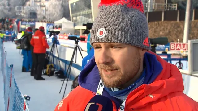 Střelec Emmons pomáhá americkému biatlonovému týmu