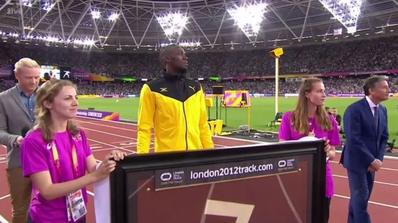 Emotivní loučení Usaina Bolta s londýnským publikem