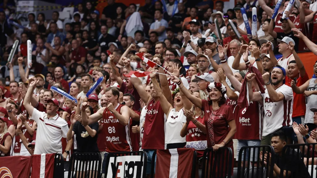 Fanoušci Lotyšska