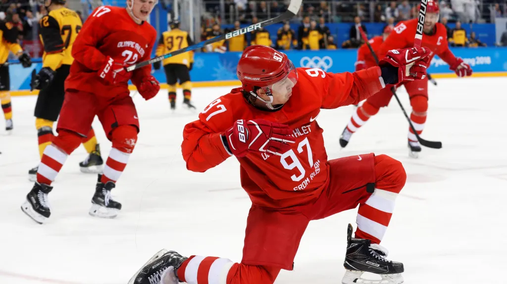 Nikita Gusev se raduje ze vstřelené branky