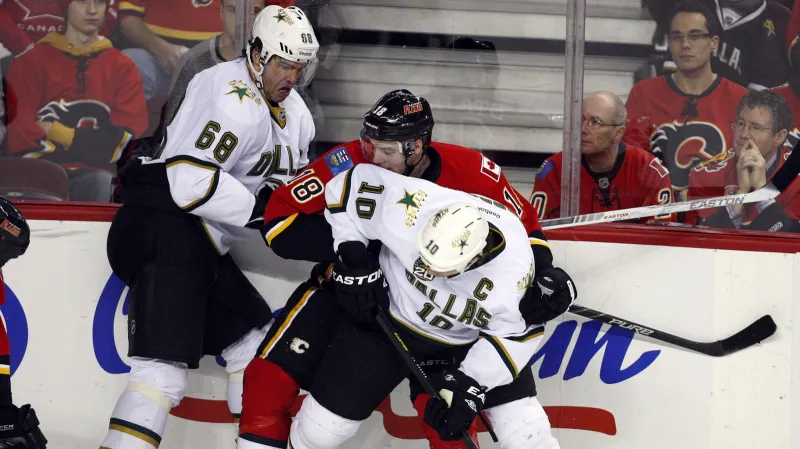 Jaromír Jágr v utkání s Calgary