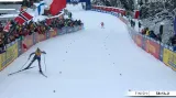 Dojezd 7. etapy Tour de Ski s vítěznou Laukliovou