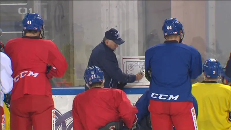 Hokejisté se před Švédskem zaměřili na souhru v obraně