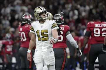 Náhradní quarterback New Orleans Saints Trevor Siemian