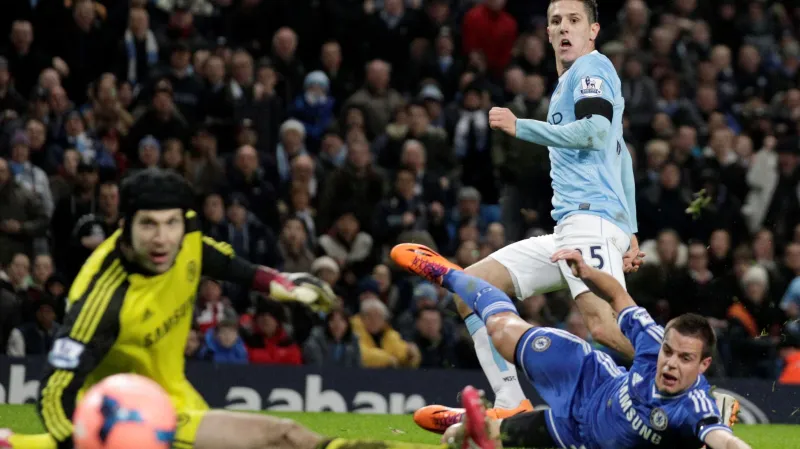 Stevan Jovetič otevírá skóre