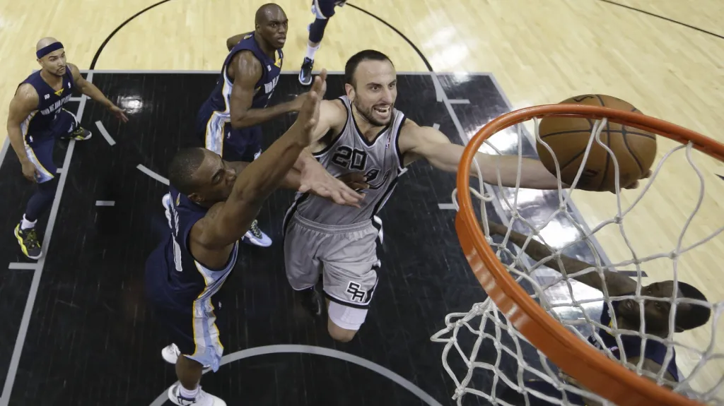 Utkání San Antonio - Memphis