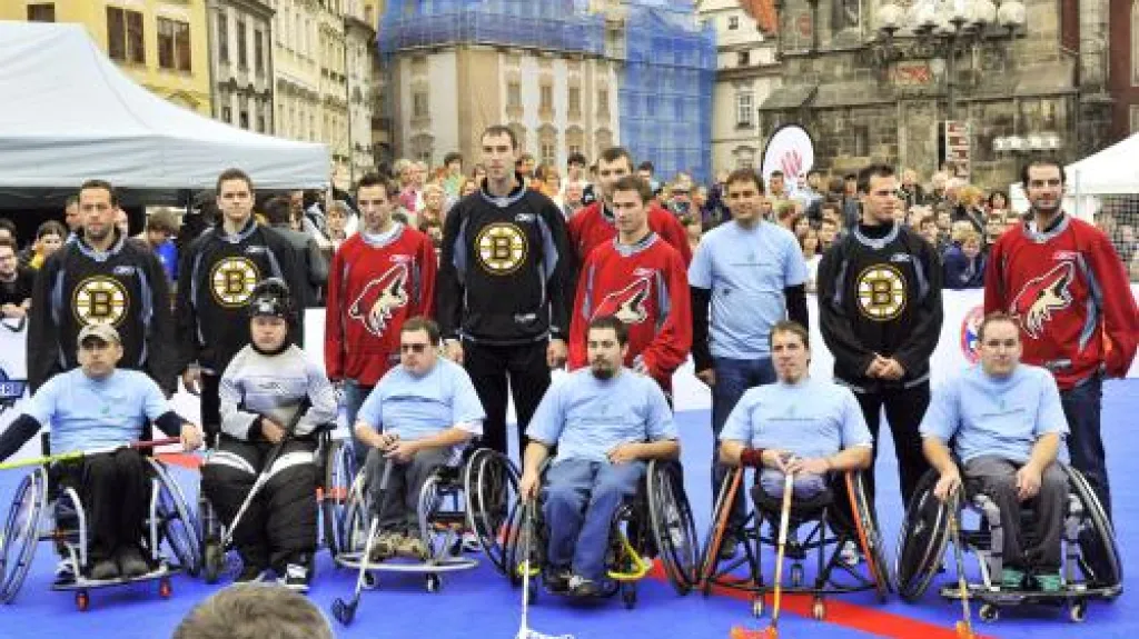 Exhibiční utkání hráčů NHL a Jedličkova ústavu