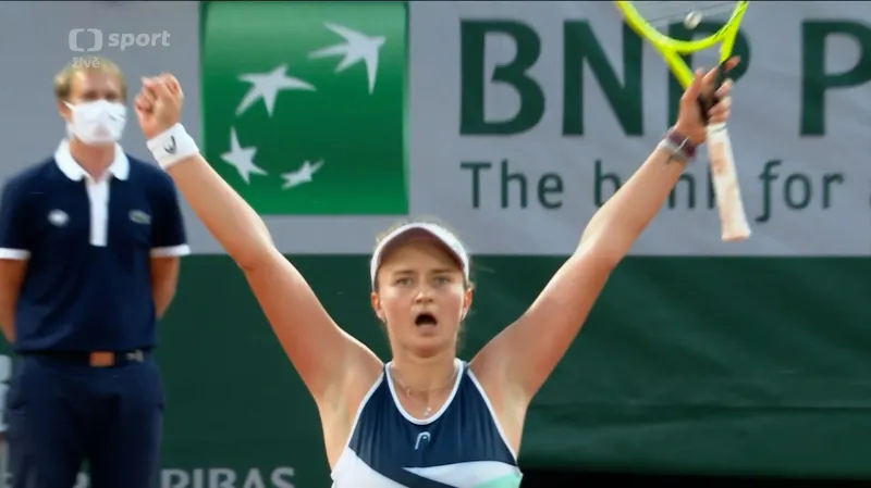 Krejčíková udolala Sakkariovou a v Paříži si zahraje finále dvouhry