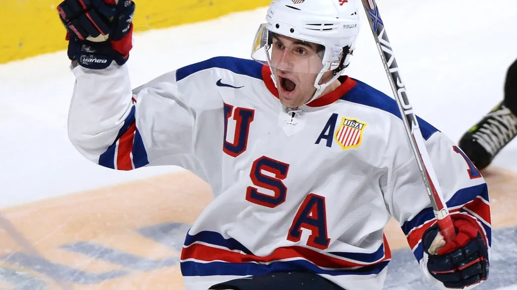 Slavící útočník Colin White