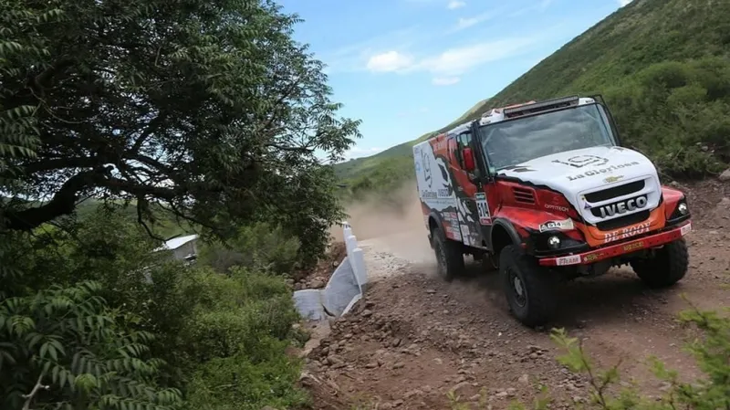 Loprais neodstartoval do páté etapy a na Dakaru končí