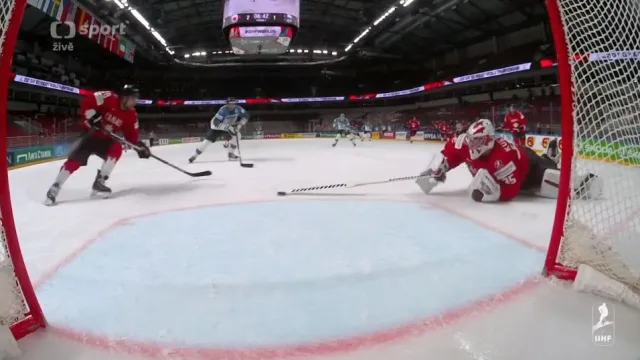 Nečekaný odraz a Kuemper zasahuje