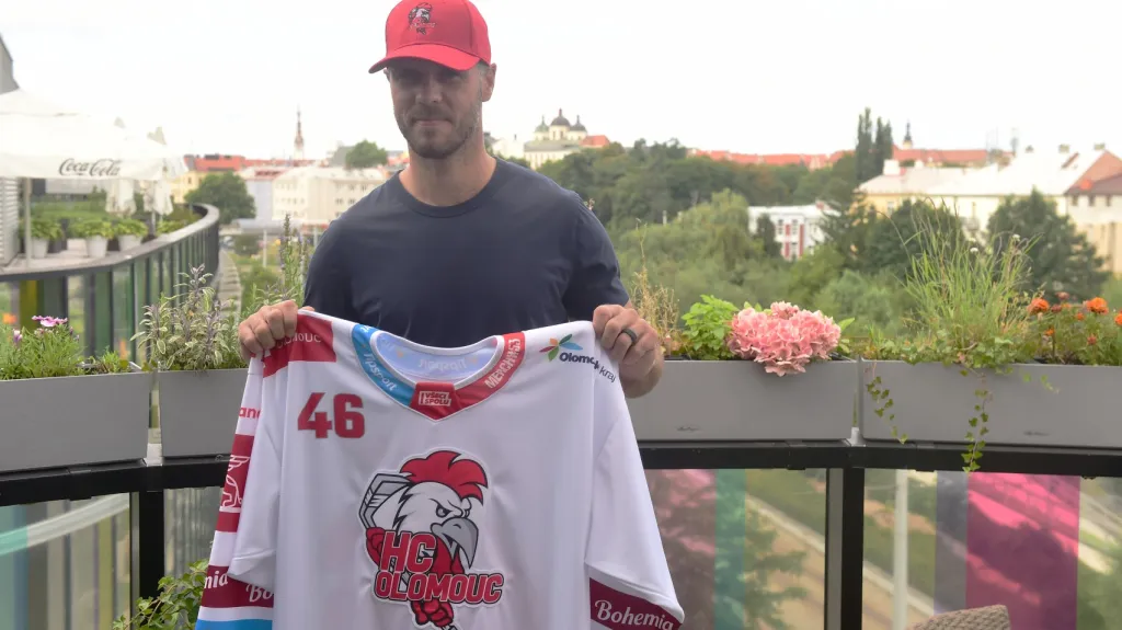 David Krejčí s olomouckým dresem