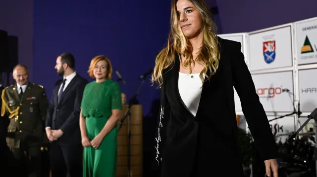 Ledecká stále nesmí závodit a přijde o snowboardové MS