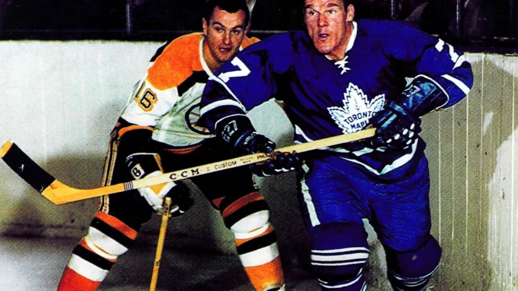 Tim Horton v dresu Toronta