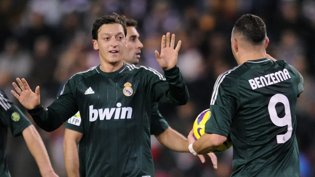 Mesut Özil a Karim Benzema