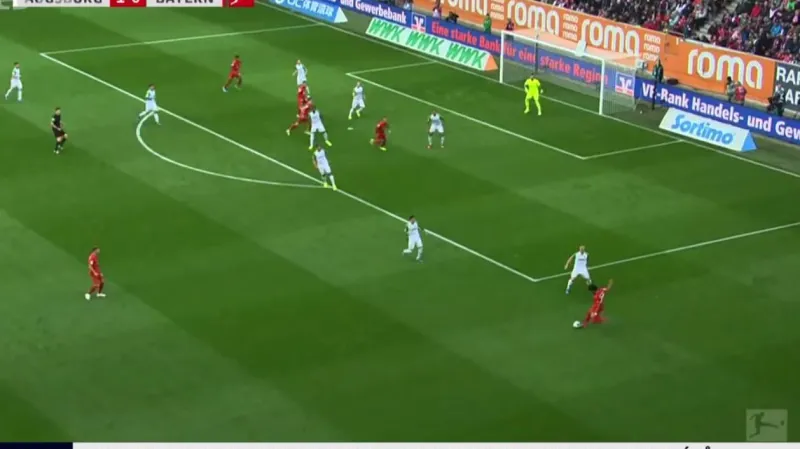 Fotbalisté Bayernu Mnichov nečekaně remizovali v Augsburgu