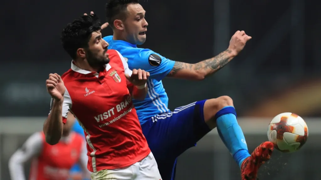 Ricardo Esgaio v červeném dresu Bragy