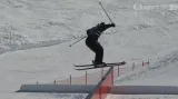Kirsty Muirová během slopestylu v Tignes