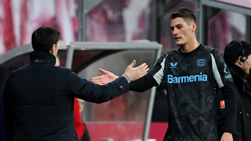 Xabi Alonso a Patrik Schick