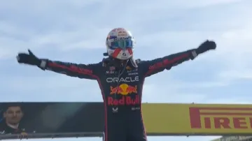 Formuli 1 v Monze vládl Verstappen