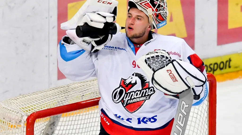 Pardubický brankář Ondřej Kacetl