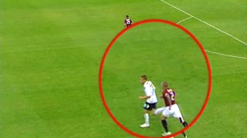 Tomáš Řepka plivl na Ladislava Volešáka