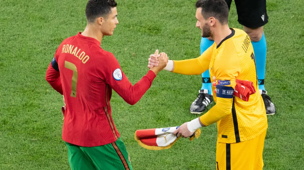 Cristiano Ronaldo s Hugo Llorisem