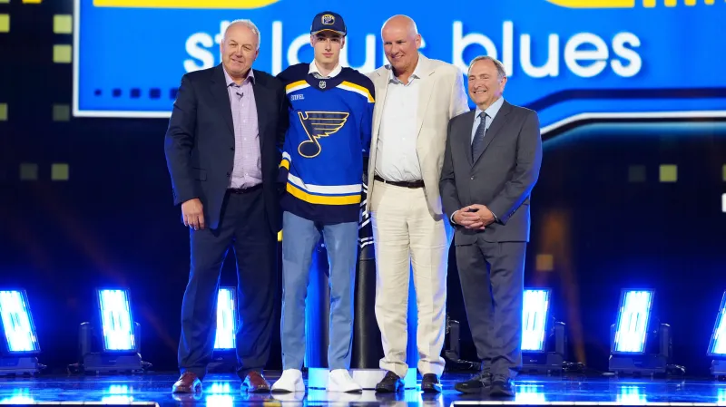 Adam Jiříček v dresu St. Louis Blues