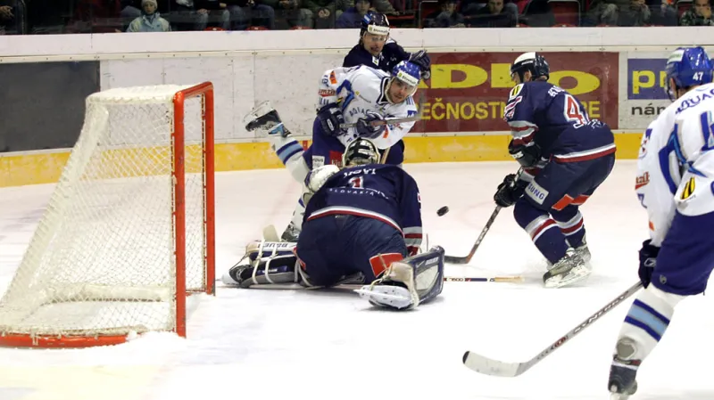 Reportáže z utkání Sparta - Helsinky a Č. Budějovice - Slovan Bratislava